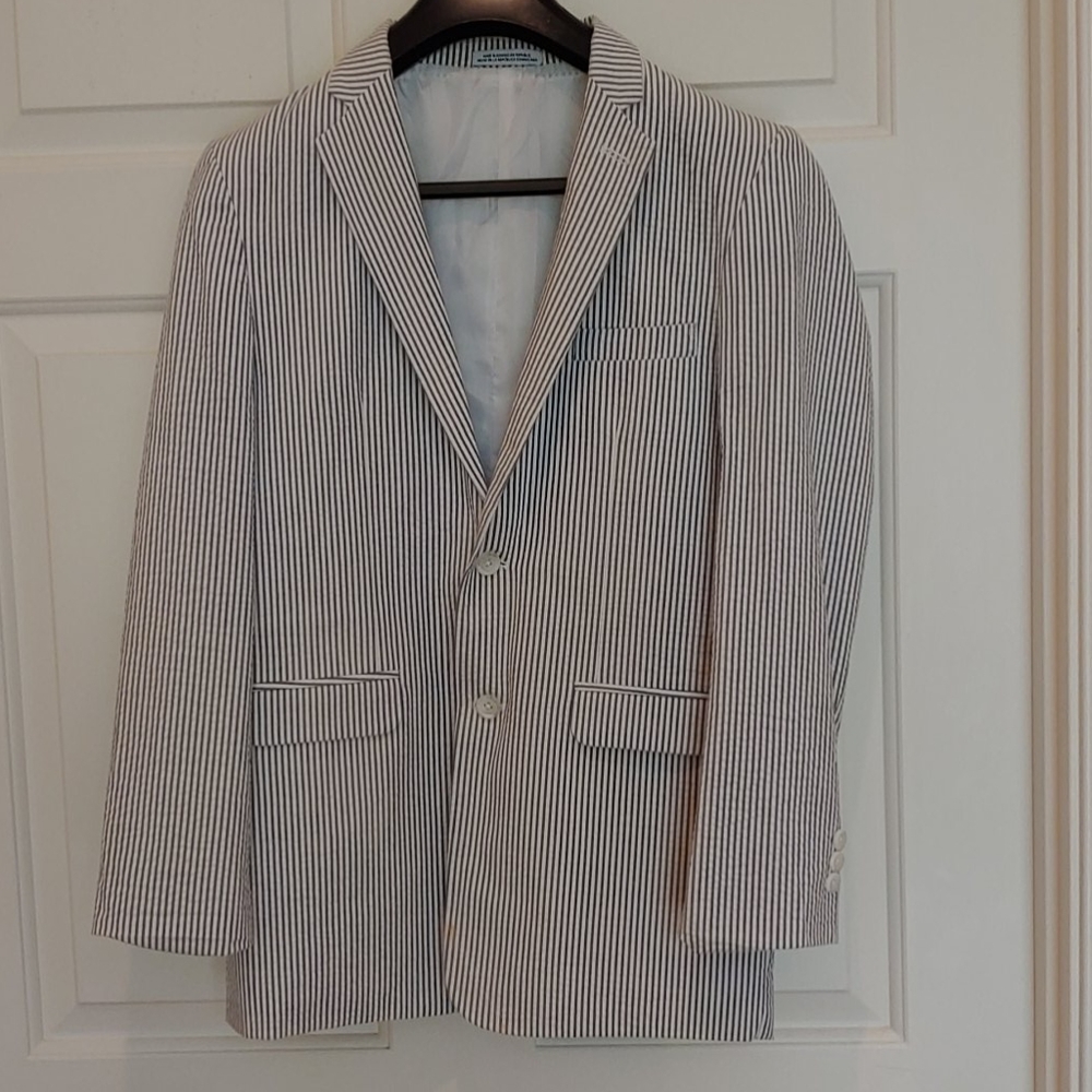 Boy's Izod seersucker blazer